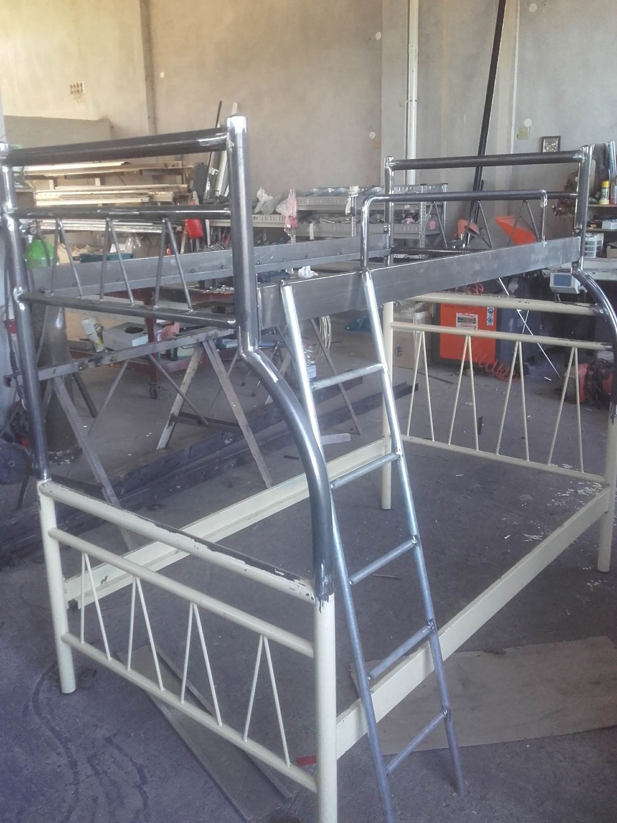 Αλουμίνια Αιτωλικό | Καραγιάννης | Κρεβάτι(2)